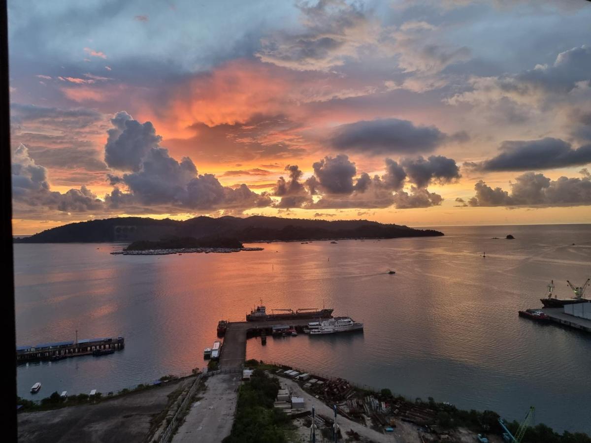 Nana Homestay - Jesselton quay Kota Kinabalu Luaran gambar